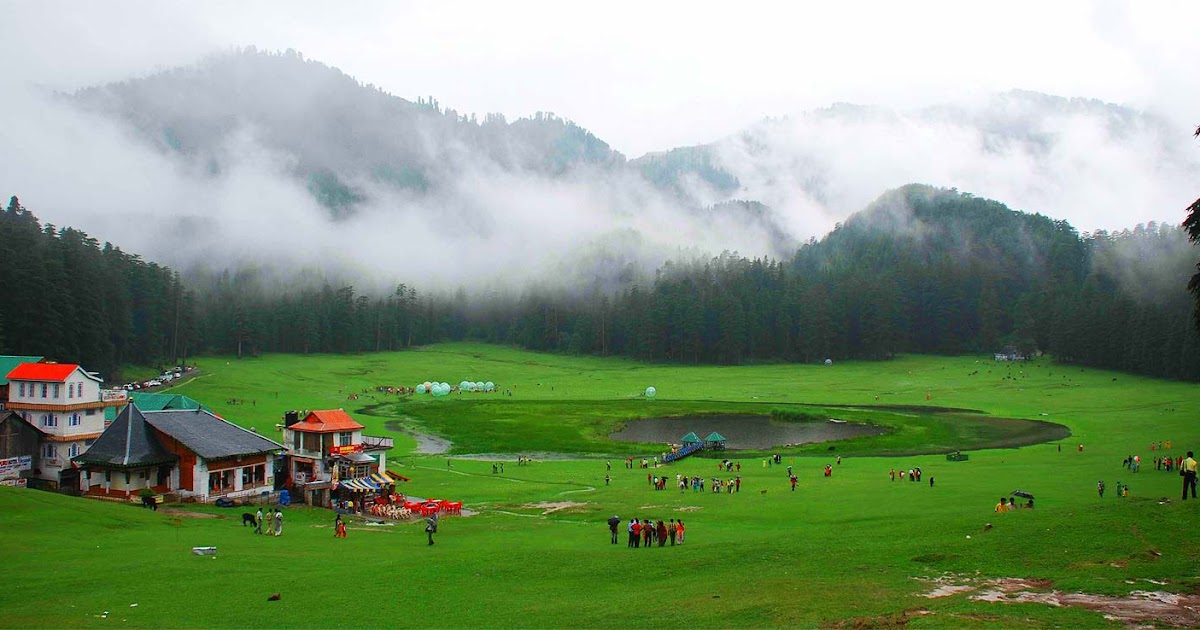 Scenic mountain road in Himachal Pradesh